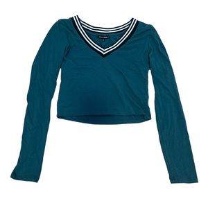 Fashion Nova green long sleeved cropped top, size S